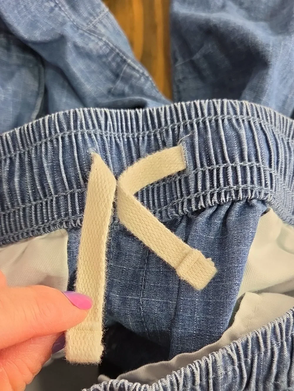 GAP Kids denim-look elastic waist pants in light blue. Size 8. Like New